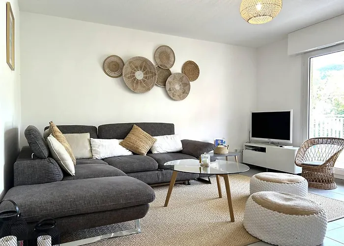 Moderne 4 Pieces A Cavaliere, Proche - Fr-1-251-826 Apartman *